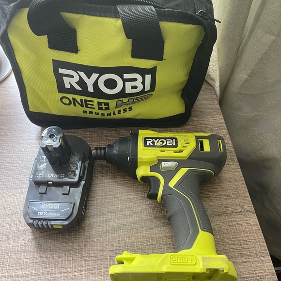 Ryobi 18v P235AVN Impact
Drill Driver ONE+ With Battery & Bag - Picture 2 of 4